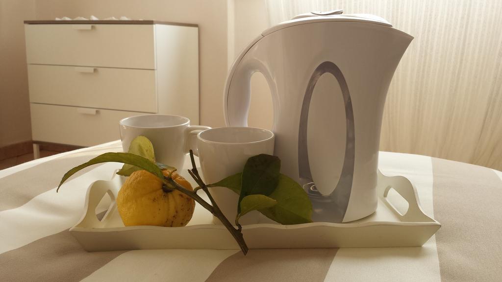 Casa Versilia Hotel مارينا دي ماسا الغرفة الصورة